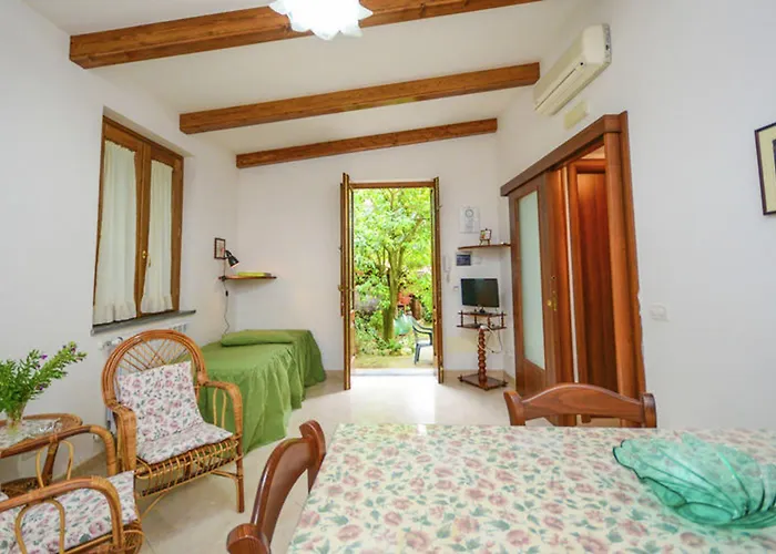 Welcoming In 52 M² With Sea View Terrace Appartamento *